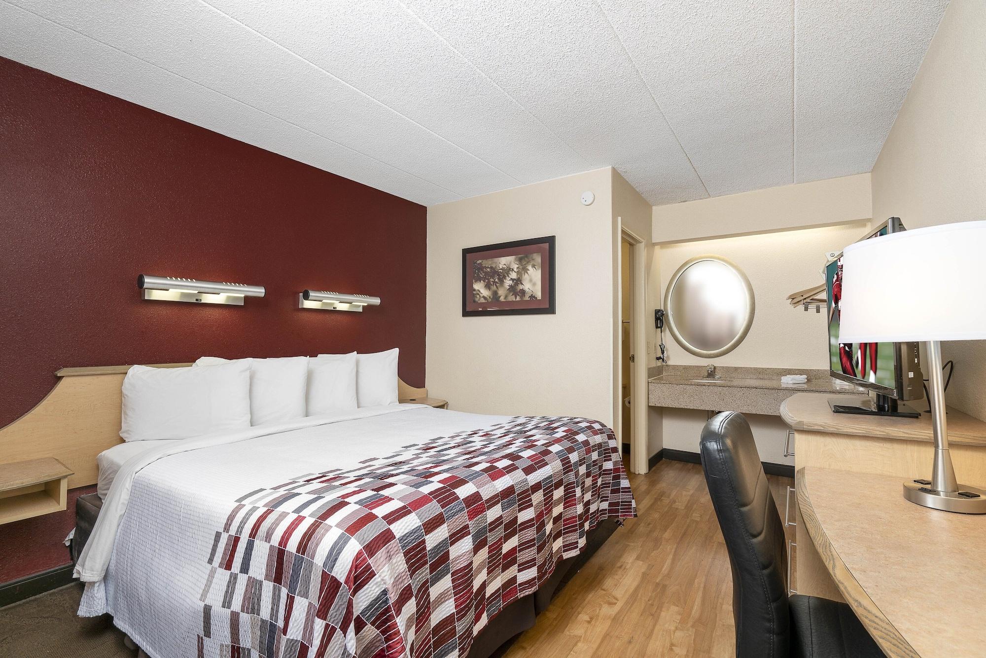 Red Roof Inn Louisville Fair And Expo Dış mekan fotoğraf