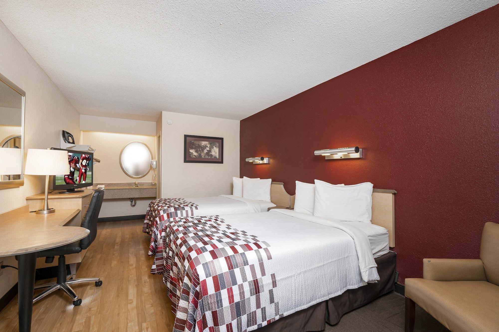 Red Roof Inn Louisville Fair And Expo Dış mekan fotoğraf
