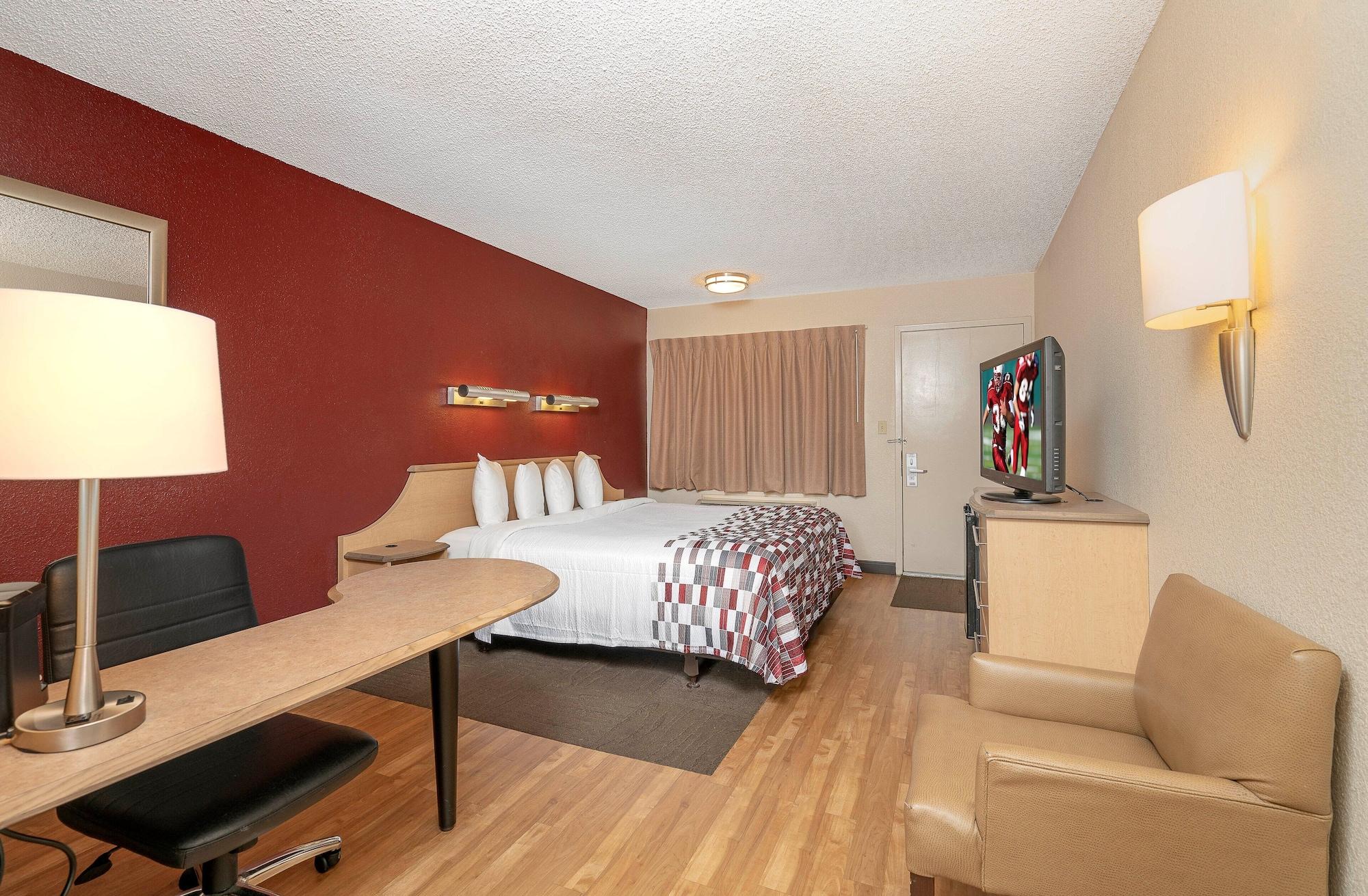 Red Roof Inn Louisville Fair And Expo Dış mekan fotoğraf