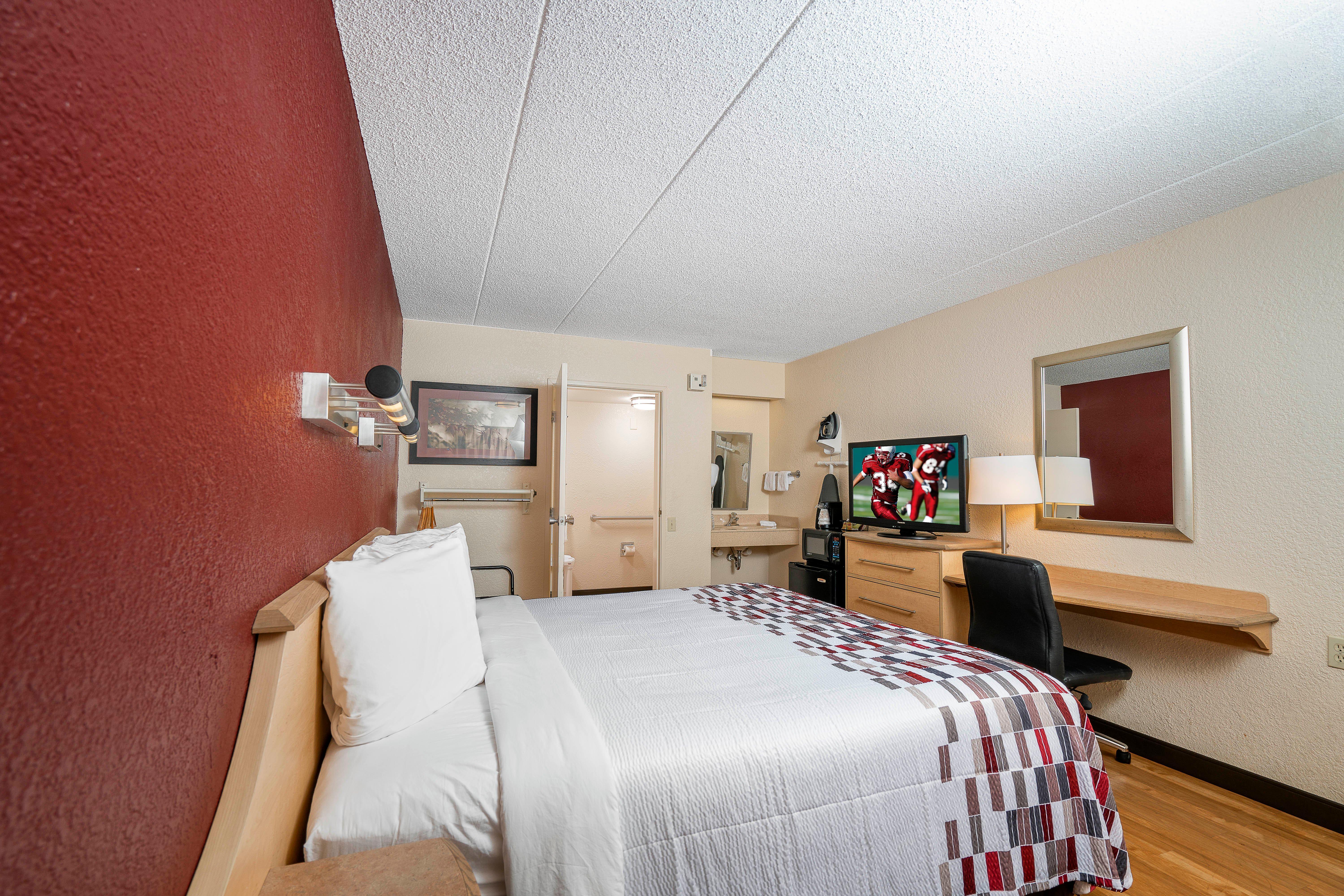 Red Roof Inn Louisville Fair And Expo Dış mekan fotoğraf