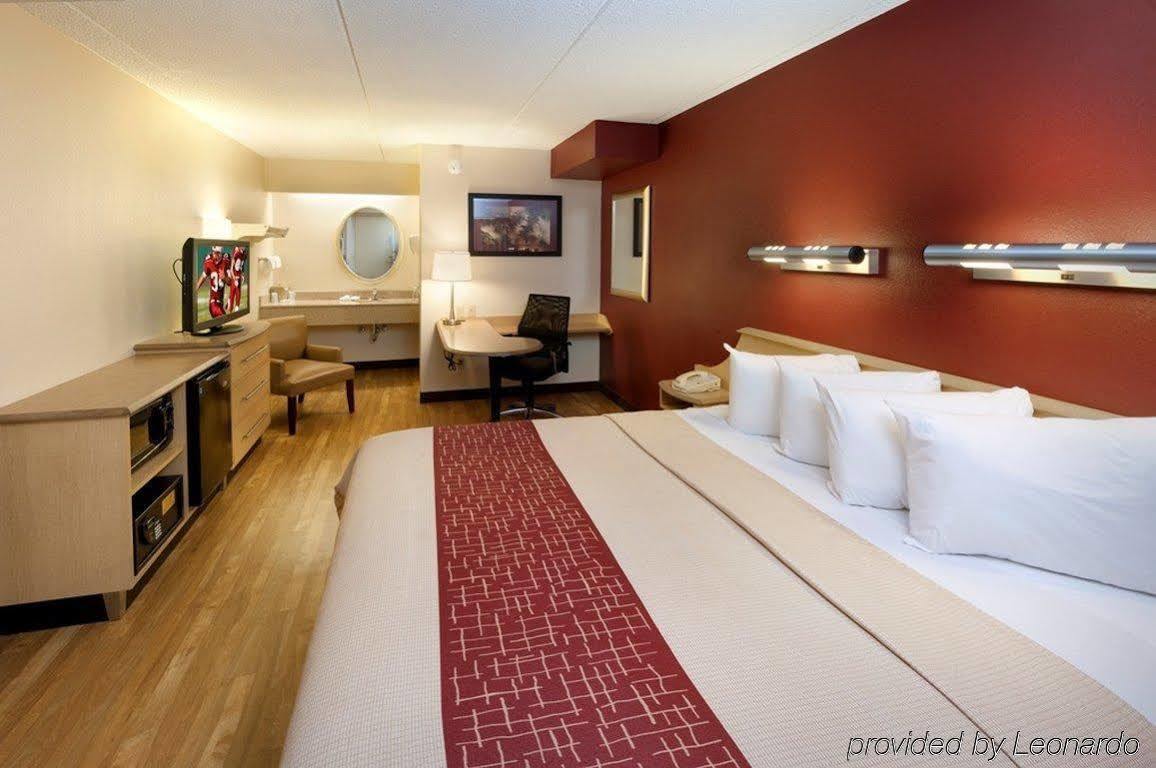 Red Roof Inn Louisville Fair And Expo Dış mekan fotoğraf
